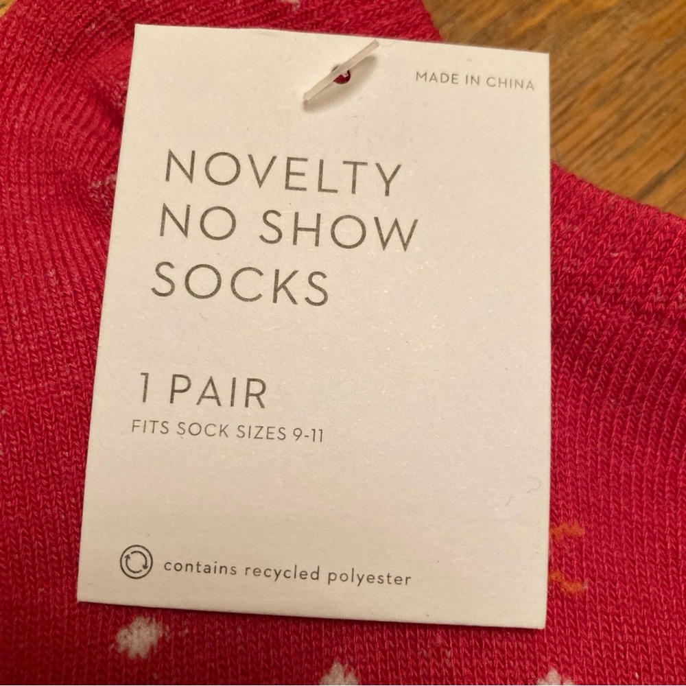 NWT Novelty No Show Socks Size 9-11 - Picture 2 of 5